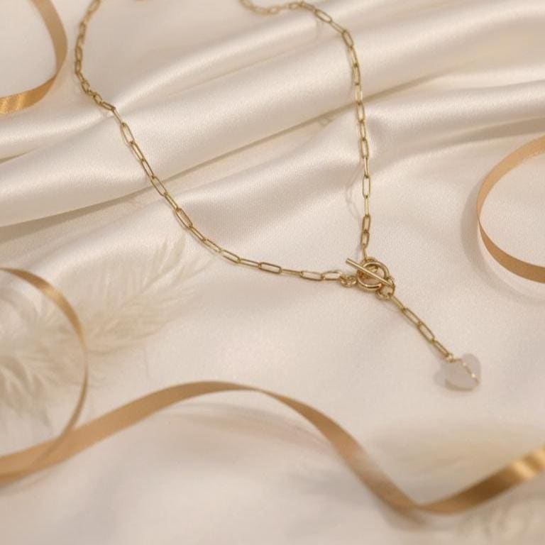 Dainty Heart Clear quartz necklace, Thin chain necklaces, Dainty Necklace gold, Layering necklace,