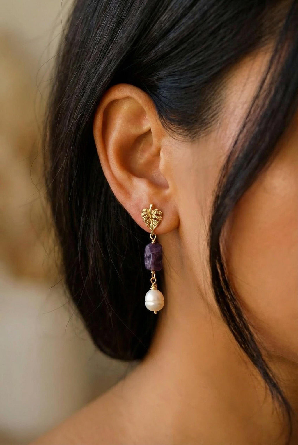 Dainty Pearl drop earrings, Natural Freshwater Pearl Earring, Amethyst Earrings, Dainty gold earrings, Earring Minimalistic, Huggie Earrings