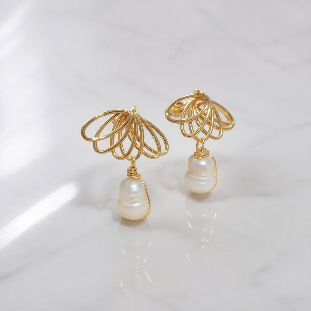 Freshwater Pearl gold earrings