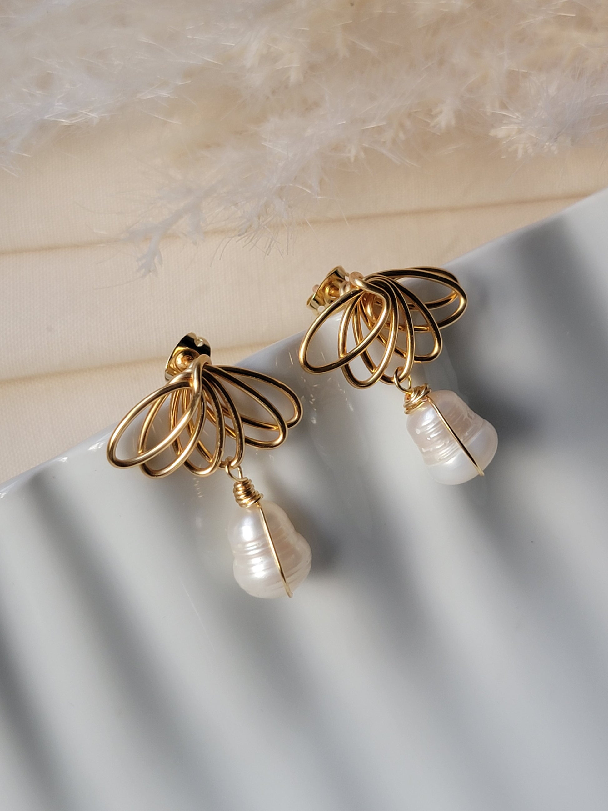 Freshwater Pearl gold earrings